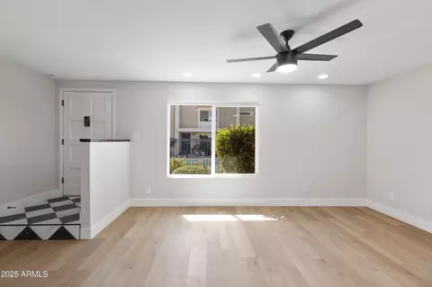 610 E Montebello Ave #35, Phoenix, AZ 85012 photo 3