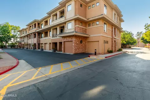 2989 N 44th St #1004, Phoenix, AZ 85018