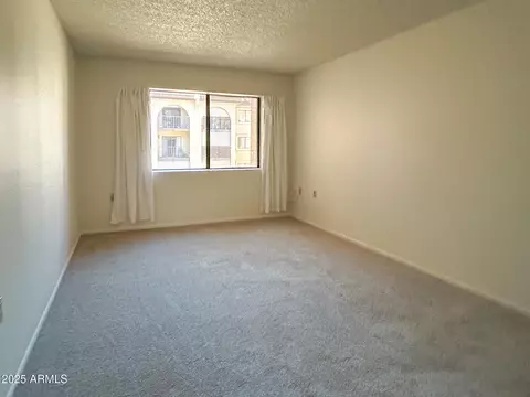 3033 E Devonshire Ave #2004, Phoenix, AZ 85016 photo 12