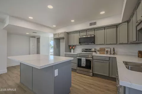 1038 E Carson Dr, Tempe, AZ 85282 photo 18