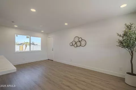 1038 E Carson Dr, Tempe, AZ 85282 photo 7