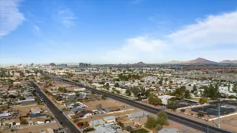 2606 E Oakleaf Dr, Tempe, AZ 85288 photo 6
