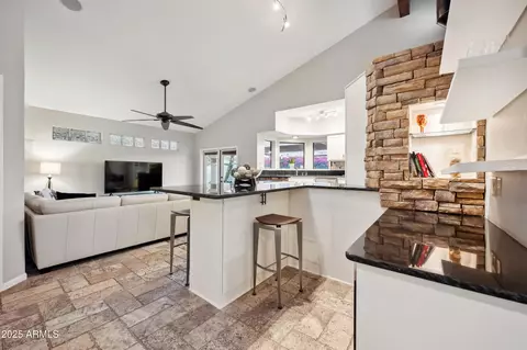 Kitchen - 4636 E Monte Way, Phoenix, AZ 85044 photo 3 of 4