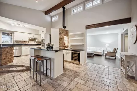Kitchen - 4636 E Monte Way, Phoenix, AZ 85044 photo 1 of 4