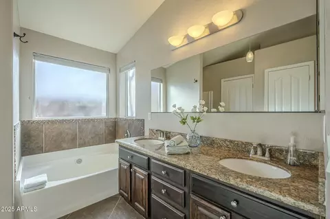 2701 E Anderson Dr, Phoenix, AZ 85032 photo 4