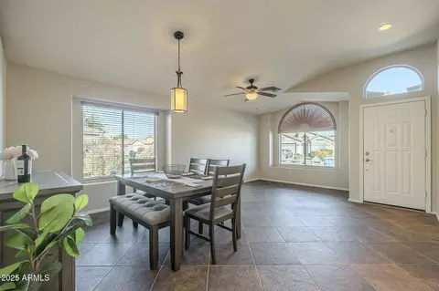 2701 E Anderson Dr, Phoenix, AZ 85032 photo 7