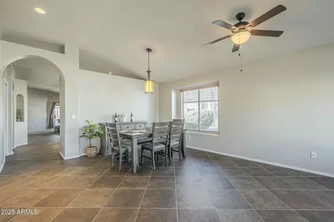 2701 E Anderson Dr, Phoenix, AZ 85032 photo 8