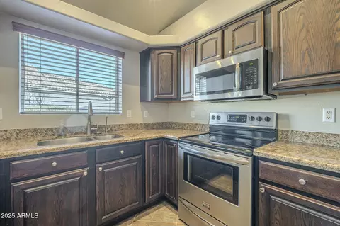 2701 E Anderson Dr, Phoenix, AZ 85032 photo 11