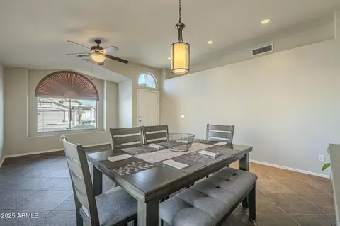 2701 E Anderson Dr, Phoenix, AZ 85032 photo 3