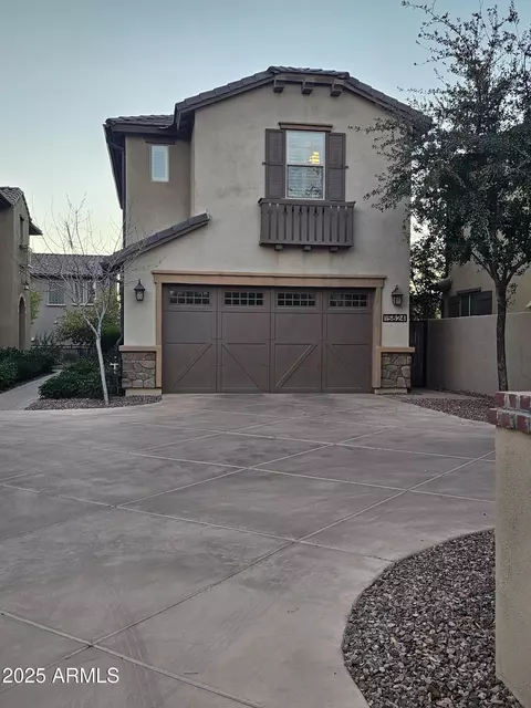 15824 S 12th Way, Phoenix, AZ 85048