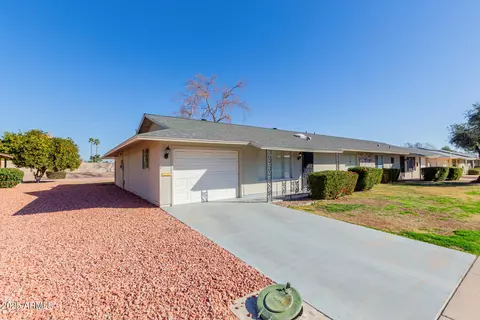 10450 W Campana Dr, Sun City, AZ 85351