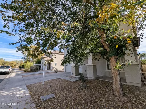 6455 W Orchid Ln, Glendale, AZ 85302