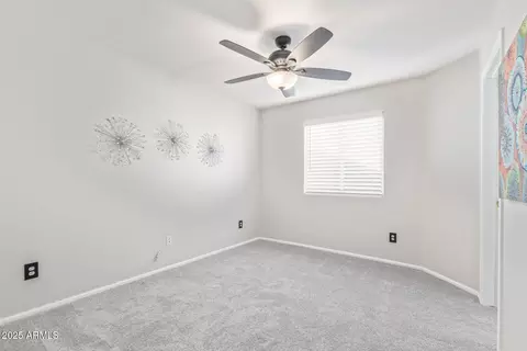 3213 E Tonto Ln, Phoenix, AZ 85050 photo 20