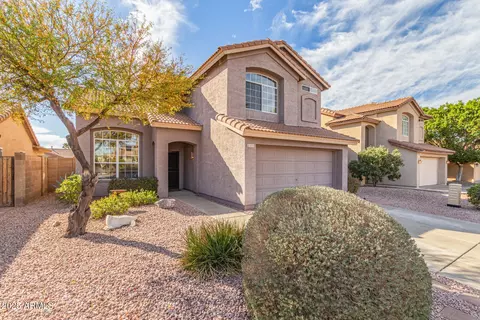 3213 E Tonto Ln, Phoenix, AZ 85050 photo 2