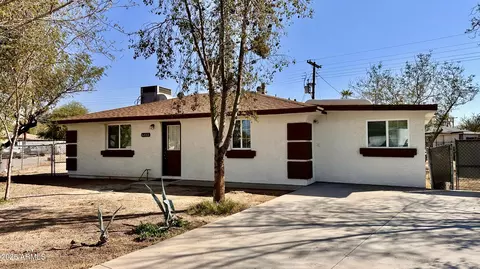 6433 W Fairmount Ave, Phoenix, AZ 85033