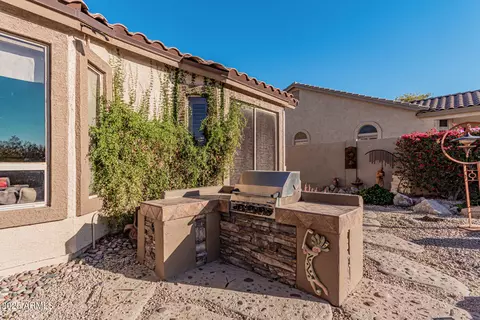 7735 E Russell Cir, Mesa, AZ 85207