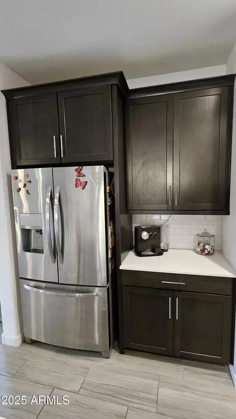 Kitchen - 1629 W Buist Ave, Phoenix, AZ 85041 photo 2 of 3