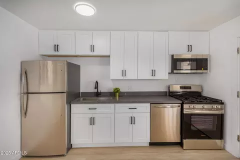 1007 E Brown St, Phoenix, AZ 85020 photo 10