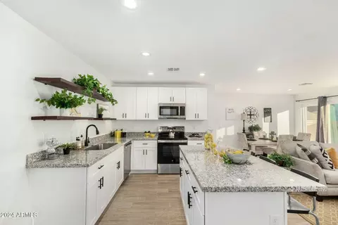 Kitchen - 1115 W Apache St, Phoenix, AZ 85007 photo 1 of 3