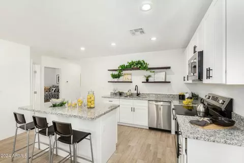 Kitchen - 1115 W Apache St, Phoenix, AZ 85007 photo 3 of 3