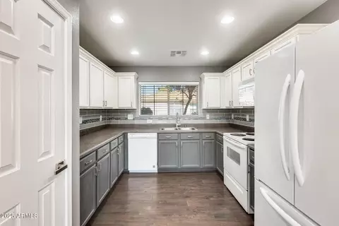 1081 E Lowell Ct, Gilbert, AZ 85295 photo 14
