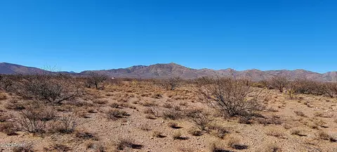 lot8 N North Shale Dr #8, Bisbee, AZ 85603