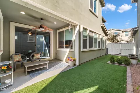 Exterior - 3833 E Stiles Ln, Gilbert, AZ 85295 photo 1 of 2