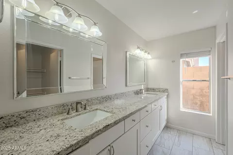 Bath - 1225 E San Angelo Ave, Gilbert, AZ 85234 photo 2 of 2