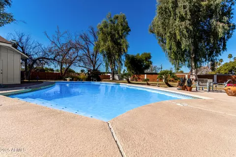 Exterior - 5546 N 4th St, Phoenix, AZ 85012 photo 4 of 7