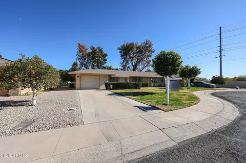 9005 N 109th Dr, Sun City, AZ 85351