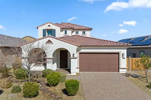 10136 W Robin Ln, Peoria, AZ 85383