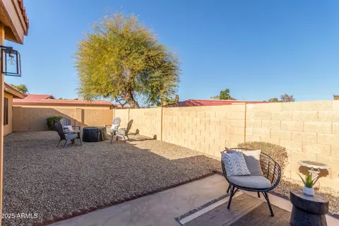 Exterior - 4910 E Yuma St, Phoenix, AZ 85044 photo 7 of 13