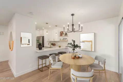 Dining - 4910 E Yuma St, Phoenix, AZ 85044 photo 2 of 3