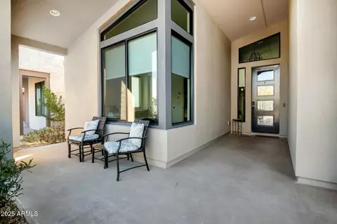 Exterior - 727 E Monte Way, Phoenix, AZ 85042 photo 2 of 5