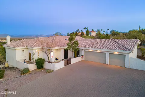 16141 E Thistle Dr, Fountain Hills, AZ 85268