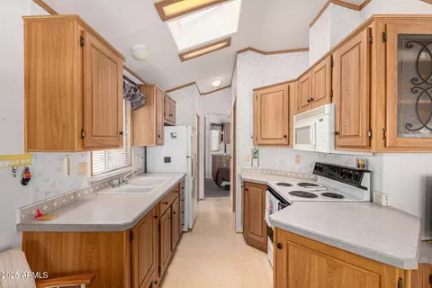 1326 W Inuit Ave, Apache Junction, AZ 85119 photo 5