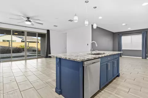 9624 E Twinkle Cir, Mesa, AZ 85212 photo 7