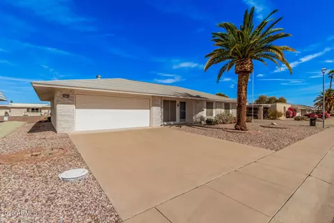 10330 W Gulf Hills Dr, Sun City, AZ 85351
