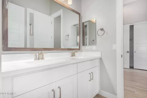 Bath - 5741 E Star Valley St, Mesa, AZ 85215 photo 1 of 1