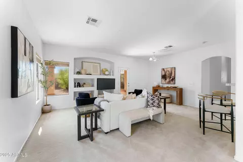 8431 Edgewood Ave, Mesa, AZ 85208