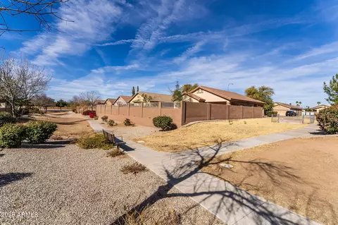 Exterior - 8431 Edgewood Ave, Mesa, AZ 85208 photo 4 of 5