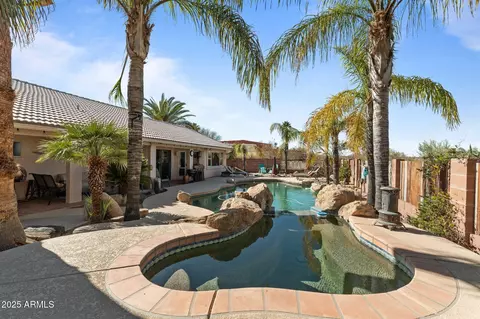 32988 Homestead Dr, Wickenburg, AZ 85390