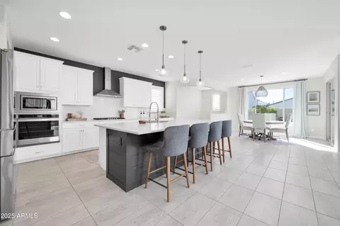 1957 W Lonesome Trl, Phoenix, AZ 85085