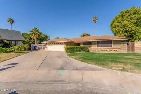 1426 E Indigo Cir, Mesa, AZ 85203