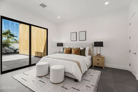 Bedroom - 5156 N 45th Pl, Phoenix, AZ 85018 photo 3 of 3