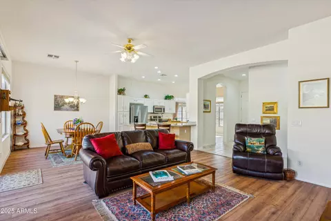 4148 E Walnut Rd, Gilbert, AZ 85298 photo 9