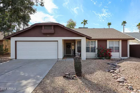 713 W Sequoia Dr, Phoenix, AZ 85027