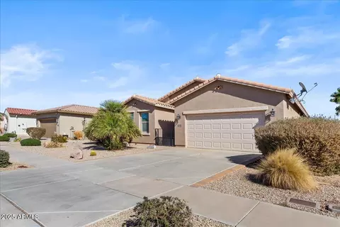 114 S Agua Fria Ln, Casa Grande, AZ 85194