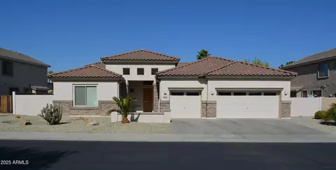 17568 W Ivy Ln, Surprise, AZ 85388