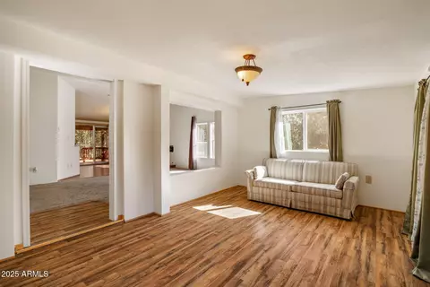 2925 Breezy Pine Dr, Overgaard, AZ 85933 photo 6